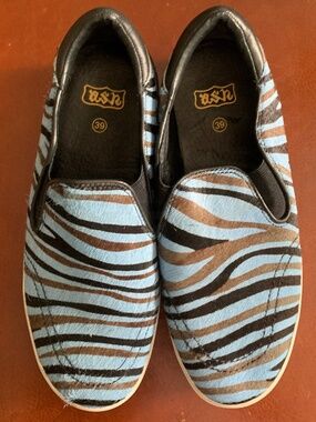 Ash Zebra Stripe slip-on loafers, Blue, Black, Brown cow hide, size 39